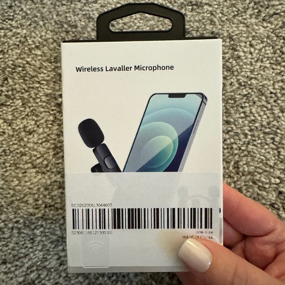 Wireless Microphones ๐ค for iPhone - Picture 7 of 8